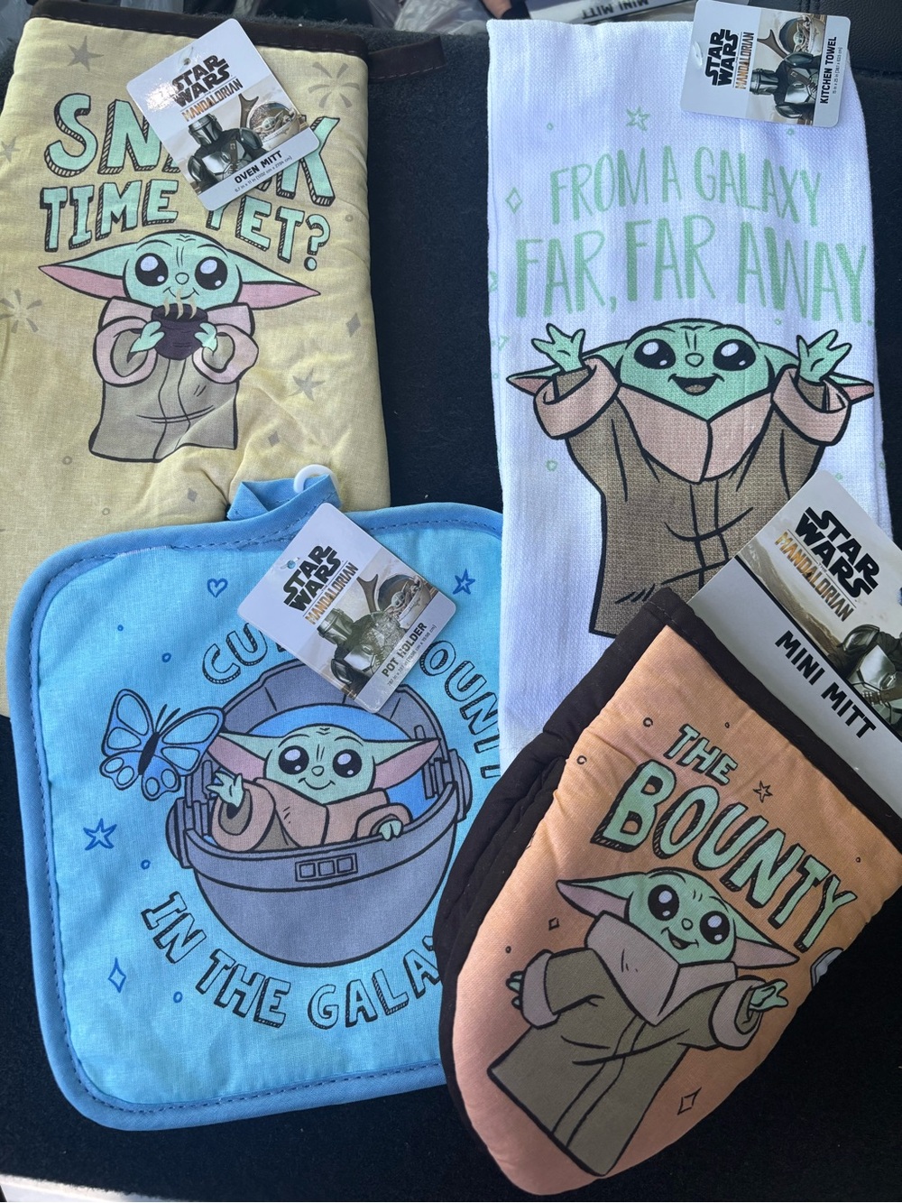 Star Wars Grogu Kitchen Set - - Picture 2 of 2